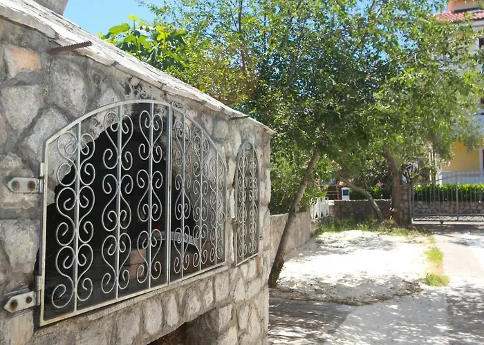 Marina Apartament *